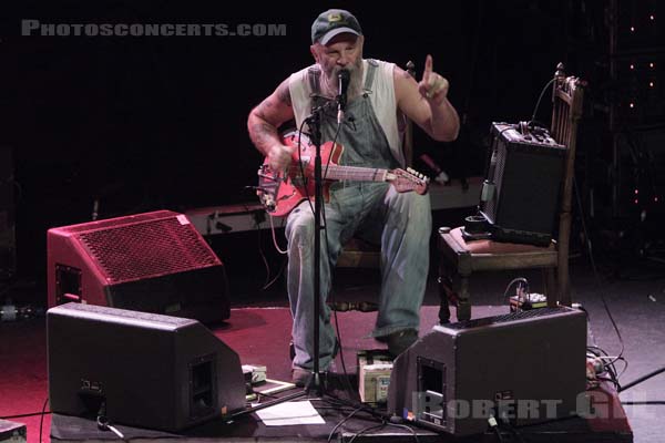 SEASICK STEVE - 2008-11-15 - PARIS - La Cigale - 